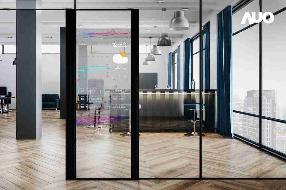 60吋Micro LED透明窗屏显示器，，，，可依需求调整并延伸应用于不同场域，，，，包括汽车侧窗或家庭玄关、、、智慧橱窗、、、商业展示等面向，，，提供丰富的信息娱乐内容