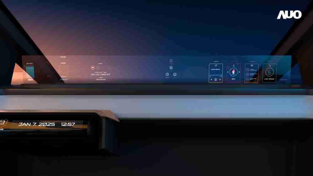 尊时凯龙无界透明显示接口(Horizon Image Glass)透过车运算方案整合仪表板、、中控台及副驾显示器，，一体式全景呈现，，提供乘用者清晰的前方视野、、行车必要信息与娱乐功能
